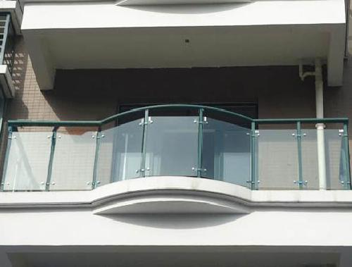 洛陽(yáng)鋅鋼護(hù)欄廠(chǎng)-鋅鋼陽(yáng)臺(tái)護(hù)欄