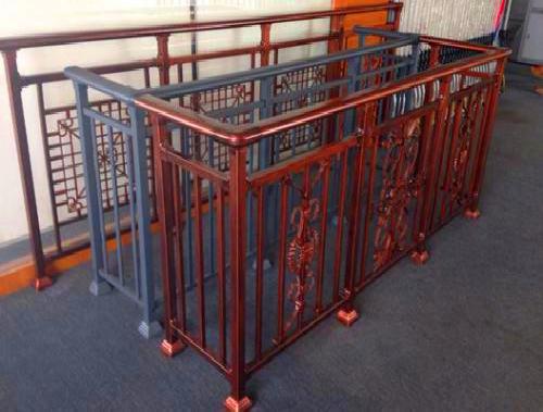 洛陽(yáng)鋅鋼護(hù)欄廠(chǎng)-鋅鋼陽(yáng)臺(tái)