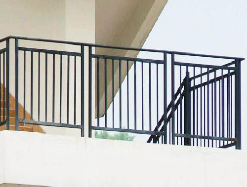 洛陽(yáng)鋅鋼護(hù)欄廠(chǎng)-鋅鋼陽(yáng)臺(tái)