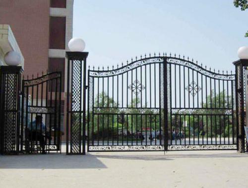 洛陽(yáng)鐵藝大門
